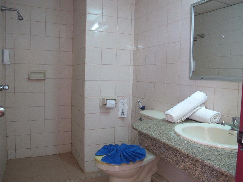 Chumphon Palace Hotel Экстерьер фото